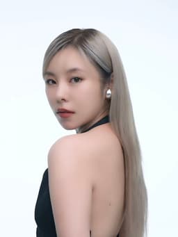 フィイン / Wheein