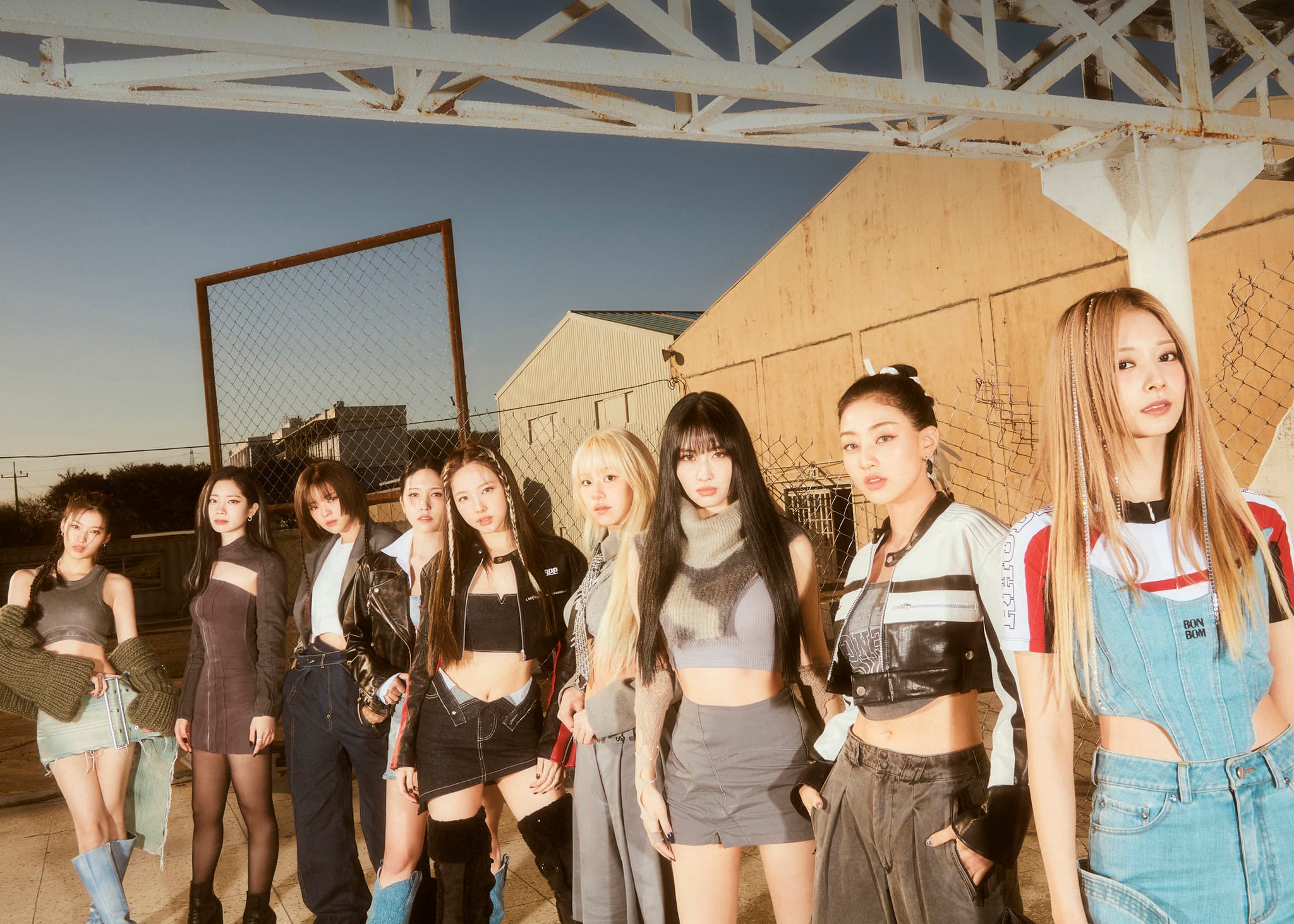 TWICE READY TO BE アルバムジャケット撮影